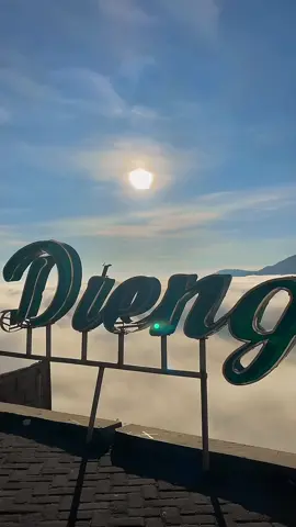 lautan awan di gardu pandang setieng emang gak ada obat🤩🤩 #setieng #dieng #dieng_wonosobo #diengwonosobo #wisatadieng #wonosobo #fyp #fypシ゚viral #sewajeepdieng_01 #diengfantasy 