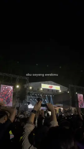 #CapCut mas isoku ngajeni awakmu 🥀🎧🎶🥹 #templatecapcut #templatelirik #lirik #liriklagu #lirikjowo #lirikjawa #lagujowo #lagujawa #probolinggo #probolinggo24jam #overlaylirik #jowopride 