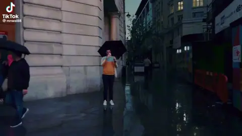 #مشاهد #اكسبلور #طرب #مصطفى طاهر#