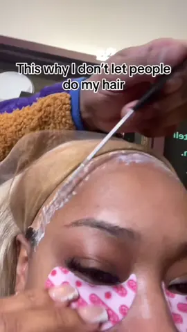 This Why She Doesn’t Let People Do Her Hair🤣#wiginstall #wig #wigtok #wighair #hairtutorial #hairtransformation #hairinspo #viral #blackgirlmagic #fypシ゚viral #fypage #foryou #foryoupage 