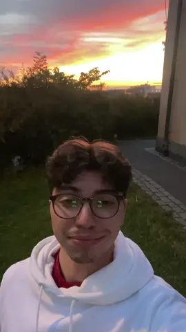 Got me like 🎺🎺🎺 #mouthtrumpet #mouthtrumpetdaily #viewgotmelike #thisview #thisviewgotmelike #sunset #beautiful #beautifulsunset #beautifulnature #beautifulnatureview #funny #surprising #summersunset 