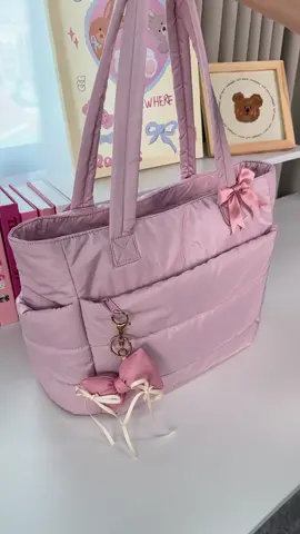 Who need a biiiiiiiig tote bag? 👋Finally find the BAGSMART large capacity and stylish tote bag🥳#BAGSMART #ss24tfashion #tfashion #payday 