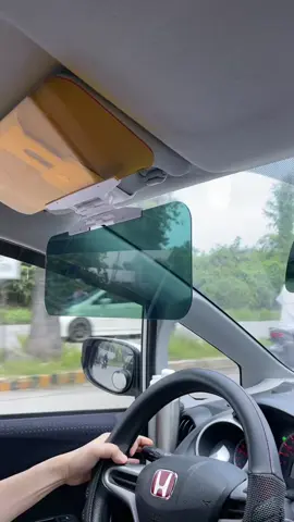 Para daw iwas sakit sa ulo sa daan havang nagda drive sya.. Checkout muna for day and night car visor. #sunvisor #caraccessories #foryou 