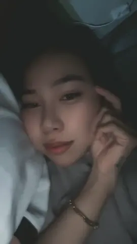 Có một người mỗi đêmmmm ôm em ngủ #couple #lgbt🌈 #gei #xuhuong 