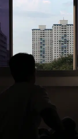 Took a break from everything today. I remembered last year, when I was so caught up with work and routines, someone reminded me to go out and do something I enjoyed. So, I went to a cafe and decided to drop by East Coast for a short video, as this idea came to me today. I had no idea when was the last time I recorded myself. I shall post more on TikTok when I’m done with my competition soon! Pray for me! #sza #thoughtoftheday #foryoupage #foryou 