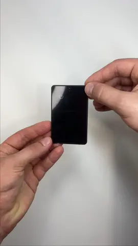 Minimalist design paired with state-of-the-art tracking technology. #wallettracker #smartwallet #modernwallet #technology #everydaycarry #trackercard