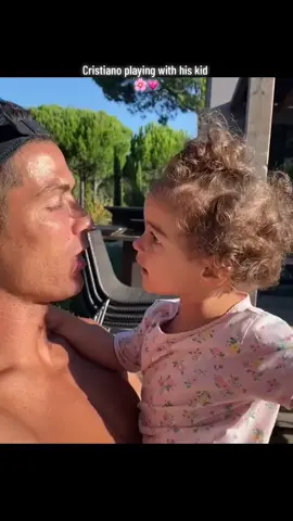 Cristiano Ronaldo and Georgina Rodriquez play with their Kid ❤️🥹  #cristianoronaldo #georginarodriguez #cristiano #cr7 #foryoupage  #georginagio #Love #family #cristianojr #goviral #ronaldofans #fyp 