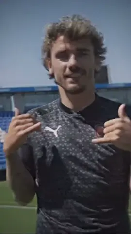 Antoine Griezmann 🇫🇷⚽️🔥☠️, celebration, credits to OussiFooty, #football #footballshorts #fyp #trending #futbol⚽️ #viral #tiktok #comment #follow #oussifooty #griezmann #celebration #griezmann🤙🇫🇷 