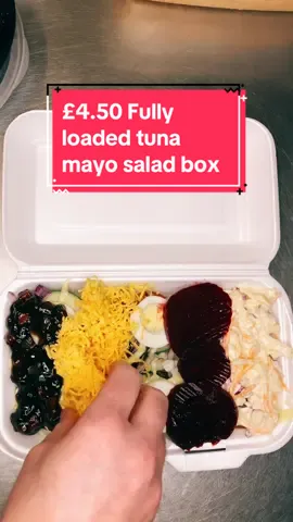 Would you pay £4.50 for this fully loaded tuna mayo salad box? #salad #saladrecipe #brunch #healthyrecipes #Foodie 