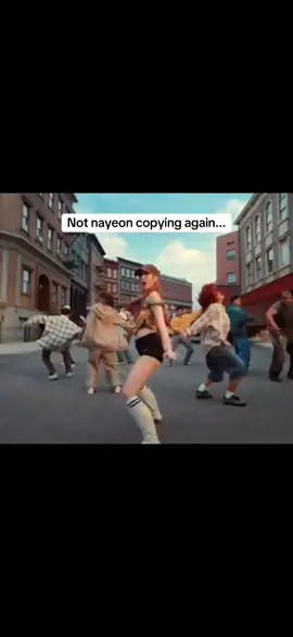 She's such a copy cat🤧#nayeoncopyingjennie #jenniexgirl 