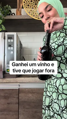 Não deem bebidas alcoólicas pra muçulmanos. NUNCA!!! JAMAIS!! É mtooooo gafe #islam #muculmanos 
