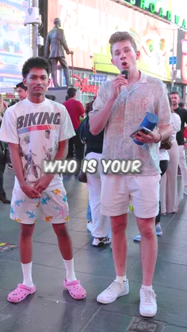 He knew every Kanye song thats crazy #manonthestreet #streetinterview #kanye #ye #rap #music 