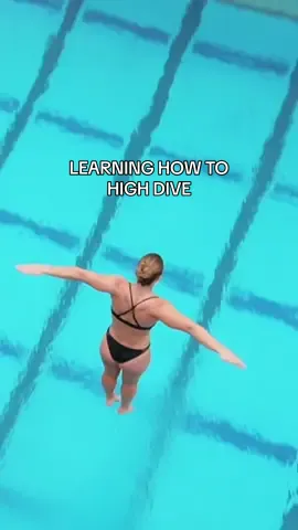 LEARNING HOW TO HIGH DIVE FROM THE QUEEN HERSELF @Molly Carlson 💦👑🫶🏼 Stay tuned to watch her try gymnastics next🤭 #highdiving #gymnastics #sportswap #Vlog #diving 