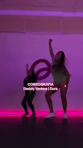 Nunca subí este borrador.  🧠: Mariana  📍: Thebeatstudio Dura - Daddy Yankee #dance #dancing #baile #bailar #coreografia #reggaeton #daddyyankee  Coreografia fácil para bailar. 