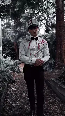 save a cow... milk a man.😈 #thatsnotmyneighbor #milkman #thatsnotmyneighbour 