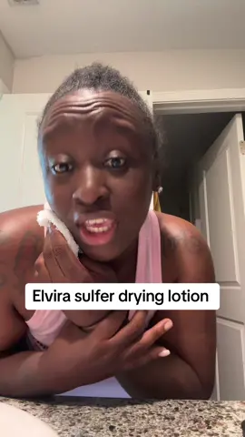 No hatekeeping yall im for the people if you have acne runnnnnn and grab this #elvira#acnelotion#purchase