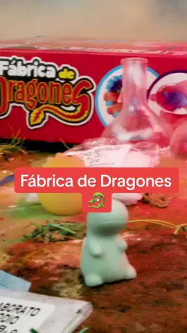 ¡Despierta tu imaginación con la Fábrica de Dragones de Mi Alegría! 🐉 Crea tus propios huevos de dragón con slime y velos crecer. ¡Deja volar tu creatividad y dale vida a criaturas mágicas y asombrosas! ¡La aventura te espera! 🌟🖌️ #FábricaDeDragones #MiAlegría #CreatividadMágica #AventuraFantástica #dragones #juguetesmialegria #huevos #slime