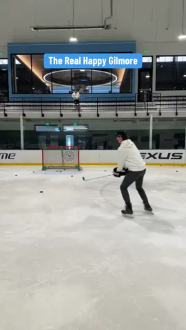 The rink meets the range 🏒🤝⛳️  @Mac Boucher joined @Elev802 on hit the ice at the #BauerCombine #hockey #golf 