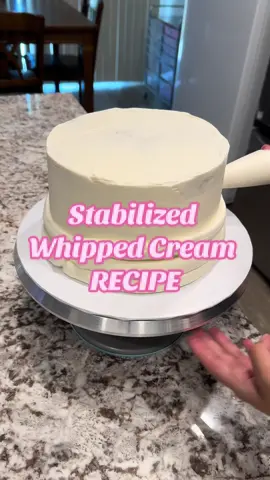 Stabilized whipped cream recipe 🤌  #whippedcream#stabilizedwhippedcream#whippedcreamfrosting#whippedcreamrecipe#chantilly
