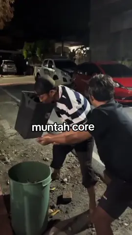 Halo yang makan😊😊 #muntah #core #bosen #apa #coba #hihihihihihihihihi