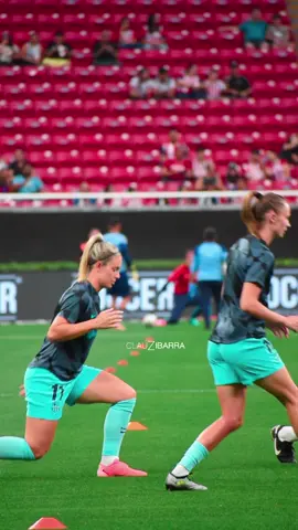 Mira qué bonito es el Barça💙♥️😍  #barçaontiktok #viscaelbarça  #barçafans #viscabarca🔴🔵 #ligamxfemenil #alexiaputellas #fyp #viralvideo #soccergirls #barcelonafemenino #barcelonafc #futfem #alexia 