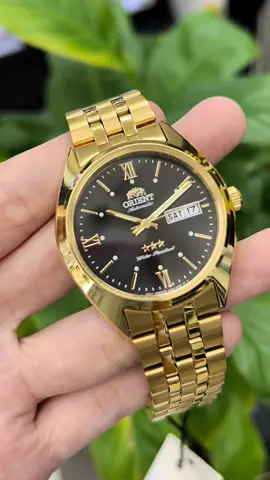 Orient 3 Star full vàng quá mịn mượt. RA-AB0E11B19B #orient #orientvn #shopdongho #donghohieu #donghochinhhang #donghodeotay #donghonam #orientwatch #3star #donghonamsangtrong #thoitrangnam #xuhuong 