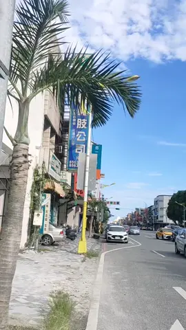 seperti mimpi kaki ku bisa melangkah sejauh ini😫😭