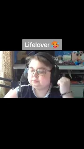 ОГРОМНАЯ УВАЖУХА ТОМУ, КТО ЗАДОНАТИЛ ИМЕННО НА ЭТУ ПЕСНЮ 🙏🏻 #денисреакции #lifelover #dsbm #blackmetal #metal #metalhead #metaltok #fyp #fypシ 