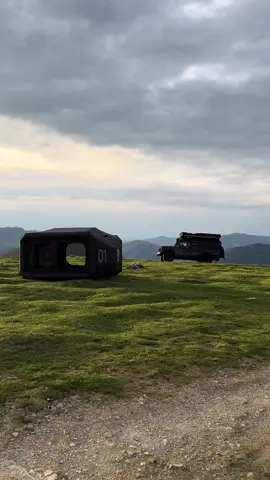 Base camp 🏴‍☠️ #roadtrip #roadtripping #tent #campinglife #Lifestyle #inflatabletent #inflatabletent #landrover #Outdoors #tinyhouse #landroverdefender #exodoutdoor #campingideas #bushcraft 