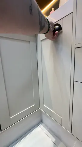 Móveis Planejados; Canto closet para cozinha 🥰 #fyp 