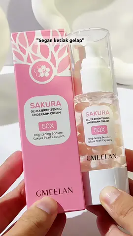 Ni botol kedua i guna. Terlalu love sangat produk ni. Yang penting konsisten. disclaimer:kesan mungkin berbeza pada setiap kulit/individu @gmeelan.skincare.my @gmeelan.official.shop  #armpitbrightening #gmeelan  #GMEELANmy #GMEELAN #GMEELANunderarmcream #brighteningcream #underarmbrightening #pemutihketiak #ketiakhitam 