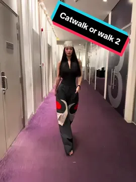 Luyện catwalk là một cách để rèn luyện sự tự tin. #buikhanhlinh #ahaukhanhlinh #mgvn #catwalk #catwalkorwalk #tiktokgiaitri 