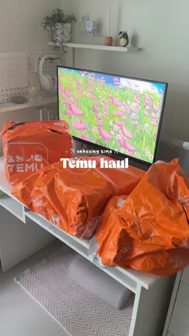 Transforming my space with these amazing finds from @Temu! ♡  So excited about these home decor finds and cool gadgets. Which one do you love the most?   Download the Temu app ✨ 🔍 this code 