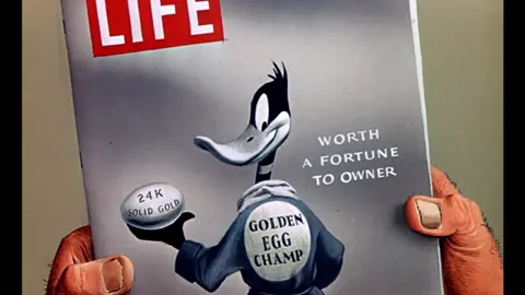 #CapCut #fyp #daffyduck #porkypig #loonytunes #classiccartoons #goldenegg #chicken #warnerbros #anime #classic #nostalgia #oldcartoons 