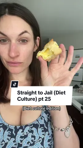 #straighttojail #dietculture #intuitiveeating #foodfreedom 