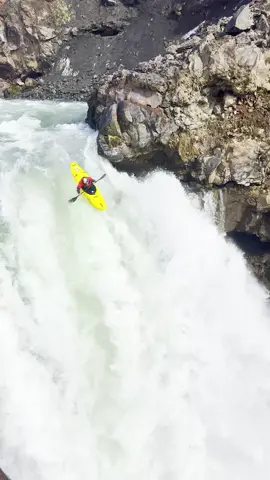 nothing to see here... Just @Zack Mutton dropping a 20m Icelandic waterfall 🇮🇸🌊 #kayaking #extremesports #nature #Outdoors #watersports #redbull #givesyouwiiings
