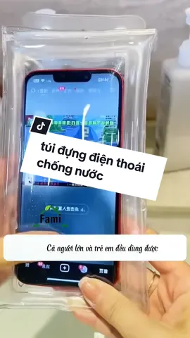 Túi đựng điện thoái chống nước, thiết kế 3 lớp khoá kín không cho nước lọt vào. #famistore #famistoregiadungxanh #tuidungdienthoaichongnuoc #tuidungdienthoaichongnuoccaocap #tuibaovedienthoai #tienich #giadungtienich#muataitiktok #xuhuong 