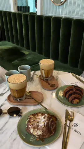 my love language is grabbing coffee together 🫶🏻🥺  #cafe#toronto#coffee#cafeaesthetic#yorkville#cafevlog#coffeeaddict#cafexbica#torontofood#torontocafe#aesthetic#aestheticcafe#yorkvilletoronto#coffeetiktok#coffeedate#dateideas 