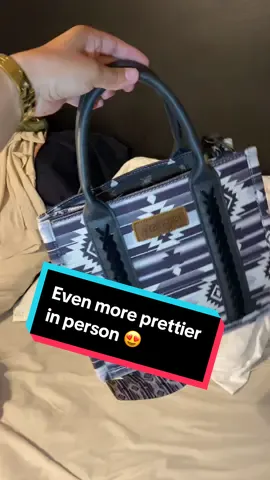 Isnt she perfect ?! 😍 @Wrangler  #minitote #creatorsearchinsights #fypシ゚viral #purse #crossbodybag #wrangler #wranglerpurse 