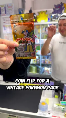 Opening a Vintage Pokemon Booster Pack in Tokyo, Japan! 😎🇯🇵 #pokemon #pokemontcg #vintagepokemon 