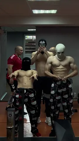 @assscale @3ip1e #gym #fyp #musculation #fit #спорт #bodybuilding #GymTok #hellokitty @samurai.bp 