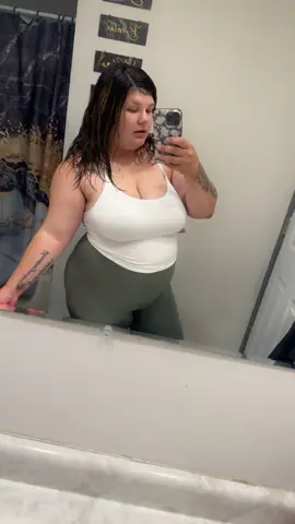 THESE ARE A MUST HAVE! VERY STRETCHABLE AS WELL! #tiktokshop #tiktokaffliate #summerbody #summervibes #croptop #top #affordablefashion #musthaves #viral 