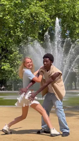 The end😂😂😂 @jaymondy #dance #trend #couple #brussels 