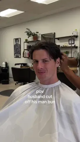 i do not know this man now lol 🥲😍 #menshaircut #manbun #menshair 
