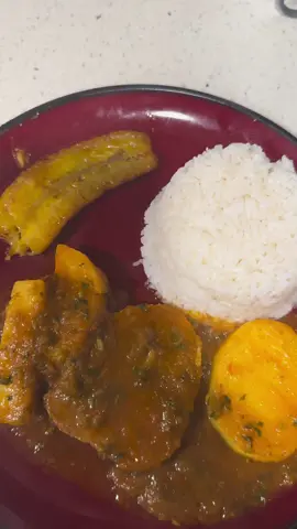 Carne guisada #food #cooking #FoodLover #ecuadorianfood #comidademitierra #easyreceipe #CapCut 