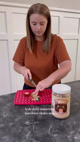 #ad if your kiddos are chocolate lovers like mine, check out the kids daily essentials nutrition shake mix! it taste like a chocolate milkshake 😋 #nakednutrition @naked-nutrition 
