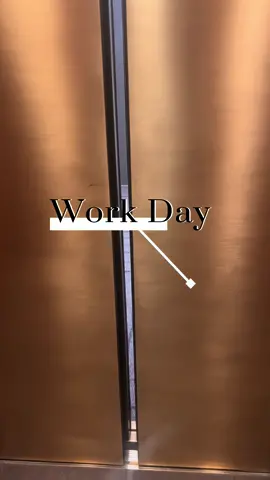 Between work..drinks with friends.. family.. and bingo I’m tired! But come spend a day with me around the city!  La Fonda has amazing drinks and cheese dip @ayeteaelle has a great atmosphere and I loved bingo night… the drinks are good here too!  #dayinmylife #dayinthelifeblog #atldays #atlrestaurants #lafonda #ayeteaelle #bingo #resturants #workday #worklife #dayinthelife #atlanta 