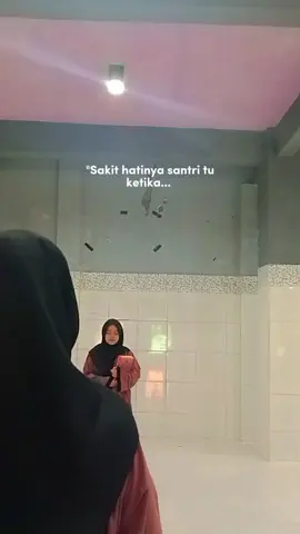 sakit yang sesungguhnya 😁 #tanwirulislamsampang #pondok #pesantren #santrihits #santriindonesia #santrikeren #bacakitab #santri #tanwis #fypage 