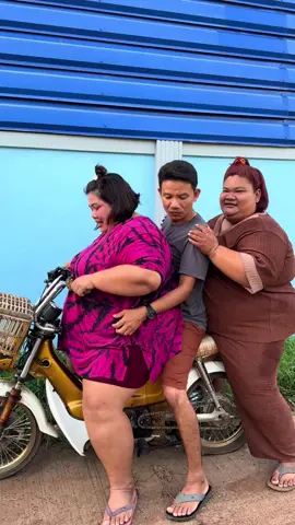 เลขงวดนี้ออก 010  55555555555555 #คลิปตลก #คลิปฮา #คลายเครียด #ขำๆ #เทรนด์วันนี้ #มีมตลก