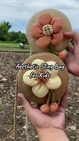 Women Shoulder Straw Bag for Kids #womenbag #wovenshoulderbag #slingbagforkids 